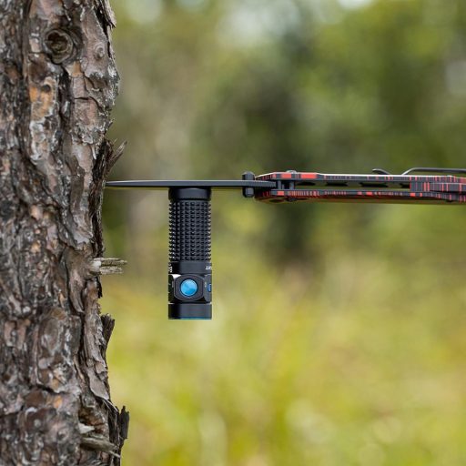 Olight Baton 4 tölthető zseblámpa, fekete