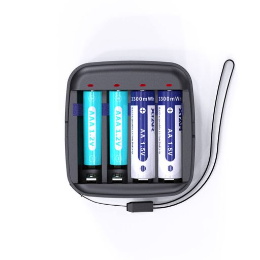 XTAR BC4 töltő + 8 x AA 2000mAh 1.5V Li-ion akkumulátor + 32 GB SD kártya