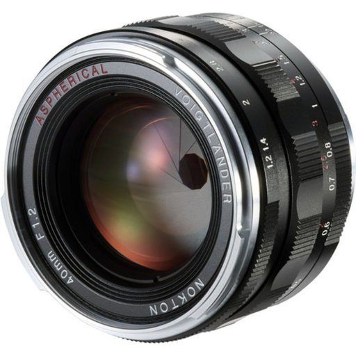 Voigtländer Nokton 40mm F1.2 ASPH lens