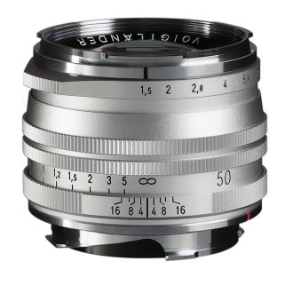 Voigtländer-Nokton-50mm-F1.5-objektiv-fekete