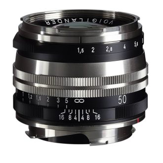 Voigtländer-Nokton-50mm-F1.5-objektiv-fekete