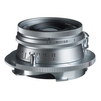 Voigtländer Heliar 40mm f/2.8 asph. VM silver lens