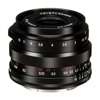 Voigtländer Nokton 35mm F1.2 Fuji X fekete objektív
